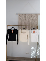 CAMISETA LICRA HOMBRERAS