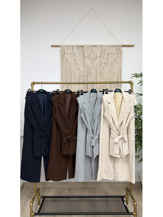 CONJUNTO CHALECO RAYAS