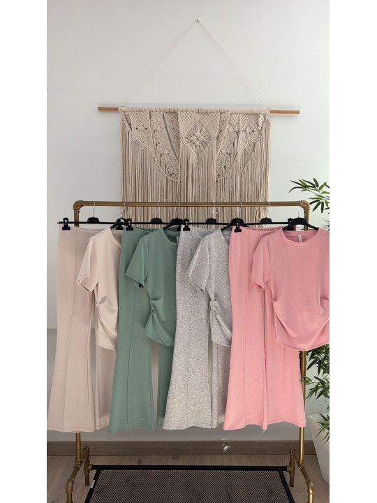 CONJUNTO CAMISETA ENTALLADA