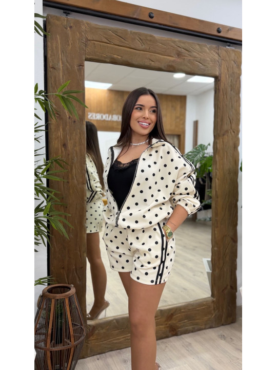 CONJUNTO LUNARES CORTO